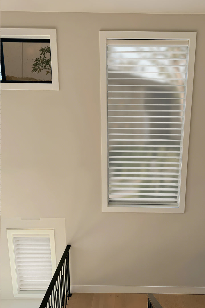 Pleated Privacy Curtains with Effortless Smooth Roll-Up