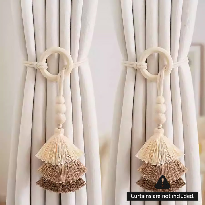‌Ginkgo Leaf Inspired Elegant Tassel Curtain Tie-Back with Natural Wood Tone Accents（Two）