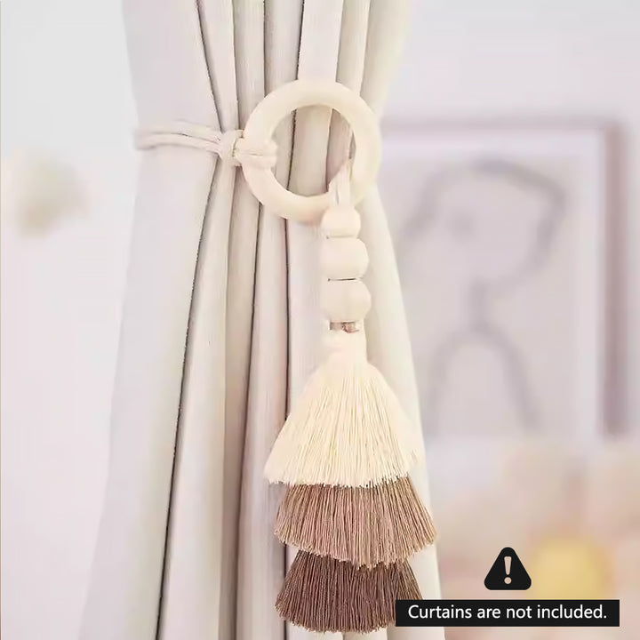 ‌Ginkgo Leaf Inspired Elegant Tassel Curtain Tie-Back with Natural Wood Tone Accents（Two）