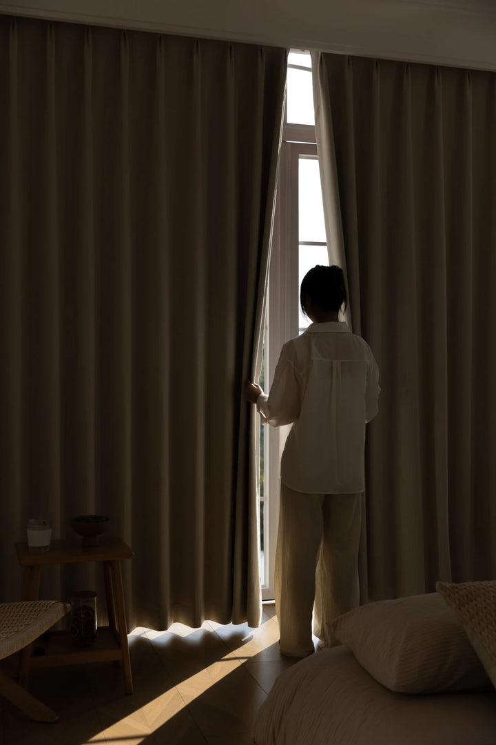 Three-Dimensional Tree Texture, Warm And Soft Chenille Curtains