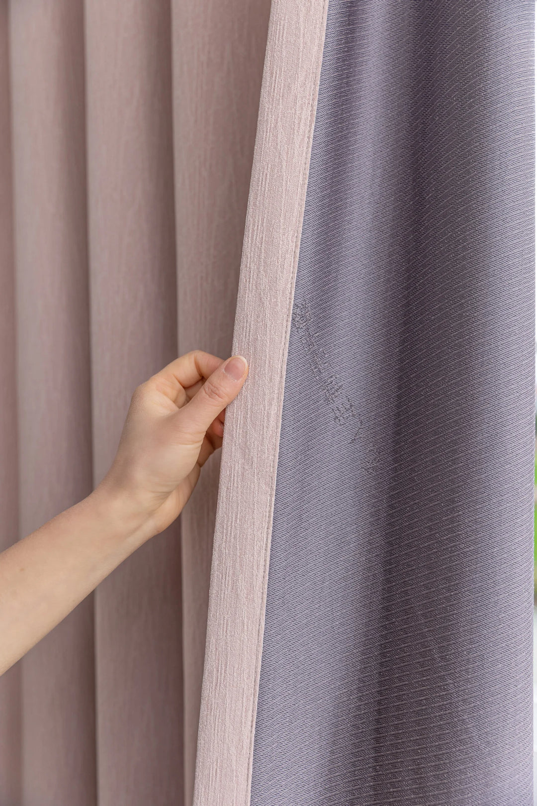 Three-Dimensional Leaf Texture, Comfortable And Soft Chenille Curtains