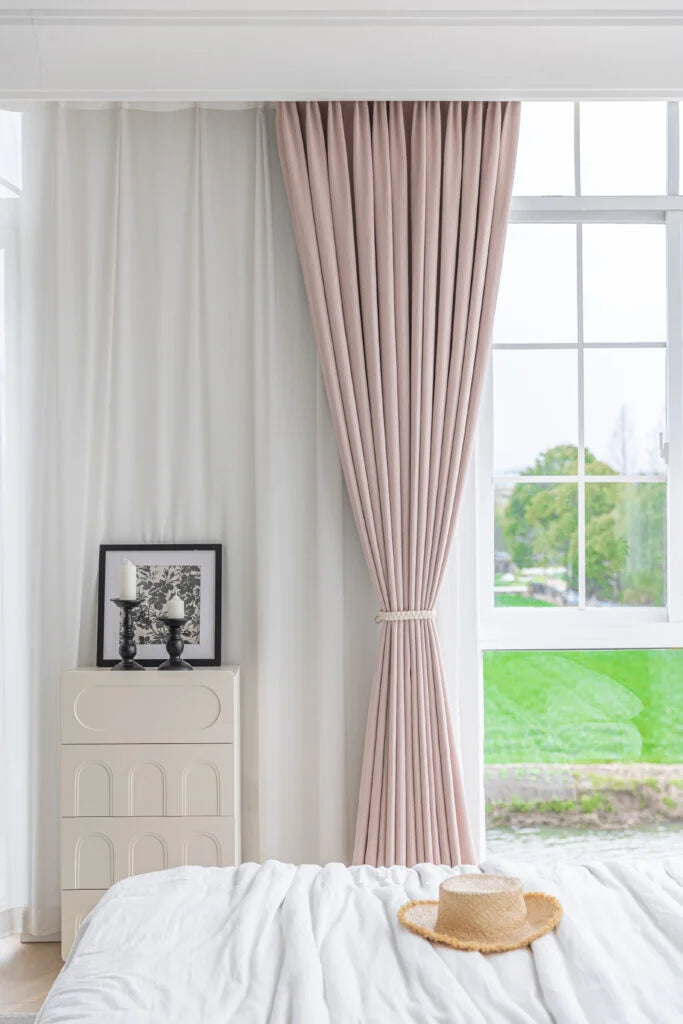 Three-Dimensional Leaf Texture, Comfortable And Soft Chenille Curtains