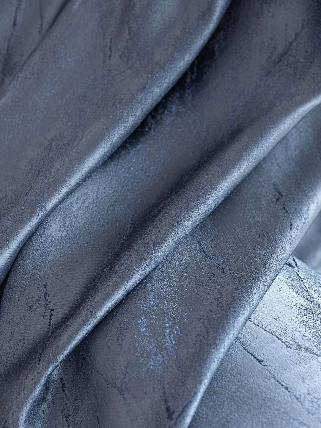 European Advanced Silk With Bright Texture Curtain