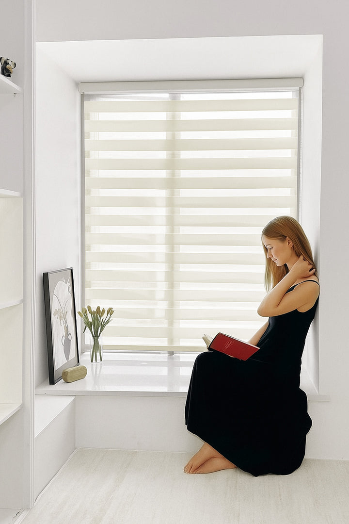 ‌Shangri-La AquaShield Elegant Waterproof Roller Curtain