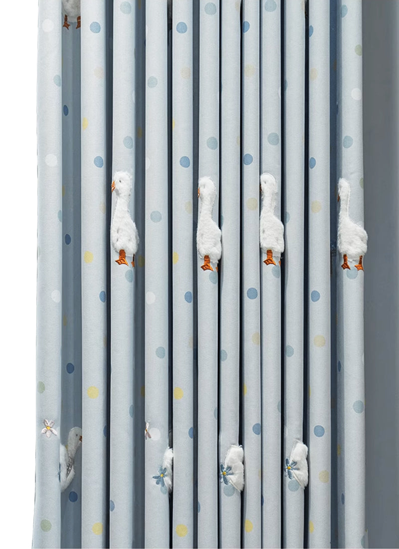 Dreamland Adventure Curtains：Whimsical Adventures for Little Ones' Rooms