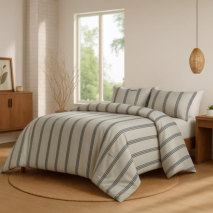 Luxury 4-Piece Bedding Set– Minimalist Modern Duvet Cover with Striped Design