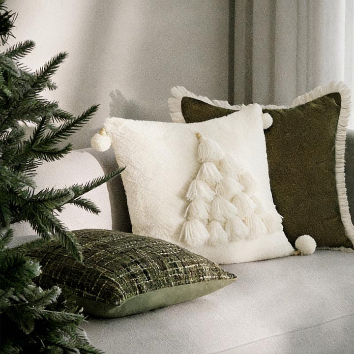 Green Throw Pillows – Fresh Green & White Cushions for Holiday and Winter Homes