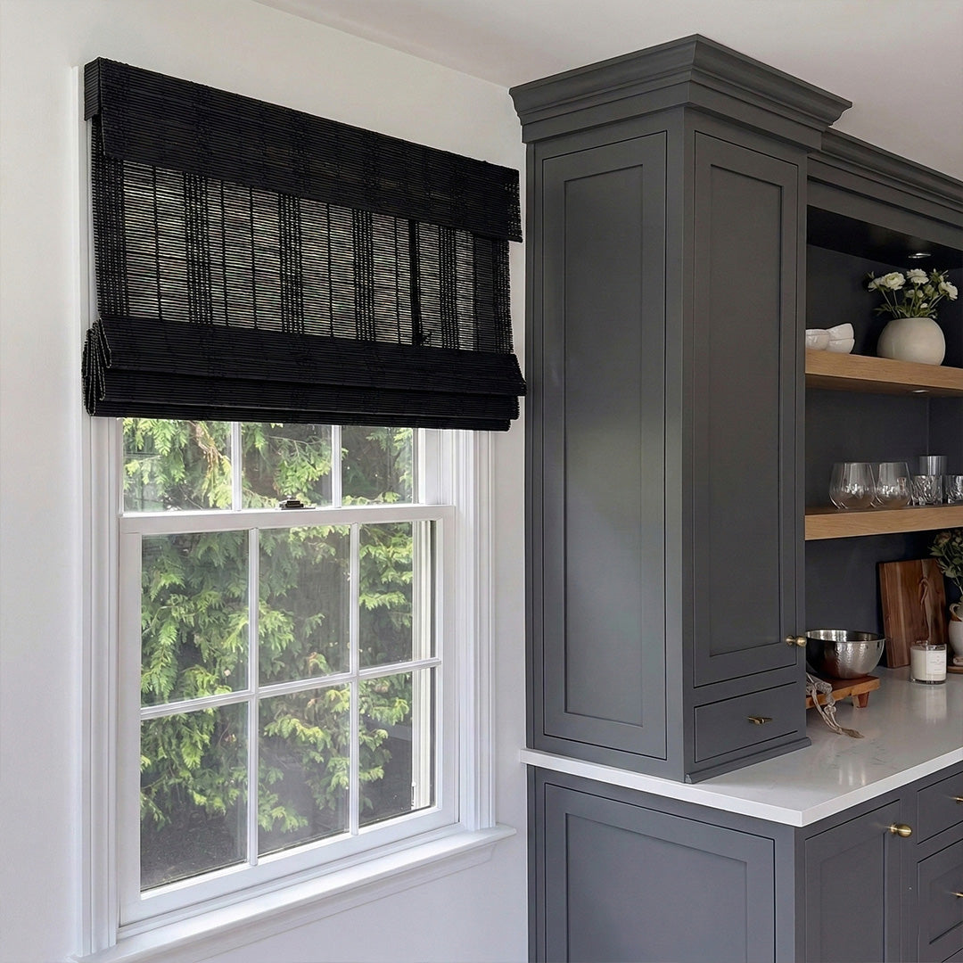 Hugmoom Bamboo Woven Shade – Premium Natural Cordless Black Roman Blinds for Modern Luxury Kitchens (US, UK, EU)