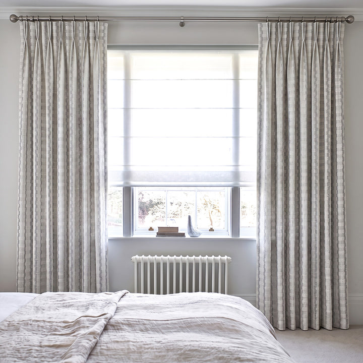 Hugmoom Custom Cotton Linen Blend Curtains – Woven Grid Texture Cat Resistant Drapes for Minimalist Traditional European Guest Bedrooms (North America, Europe)