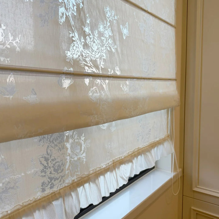 Hugmoom French Romantic Rose Cutout Roman Shade – Close-up of Delicate Floral Fabric with Ruffled Trim (North America, Europe)