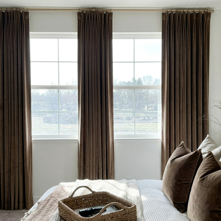 Luxury Blackout Curtains Dual-Sided Design – Textured Jacquard Drapes for Minimalist Modern Bedrooms (North America, Europe)