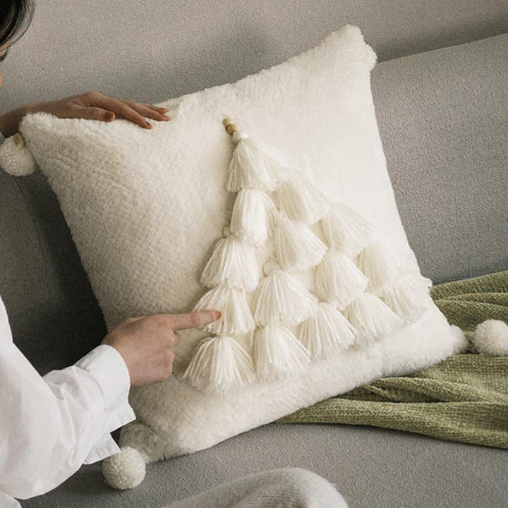 Green Throw Pillows – Fresh Green & White Cushions for Holiday and Winter Homes