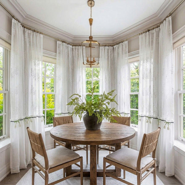 White French Sheer Drapes with Floral Print – Airy Drapes for Sunlit Farmhouse Dining Nooks (US, UK, EU)