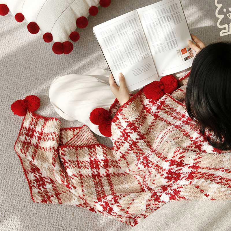 Throw Blankets Cozy Knit Holiday Christmas and Winter Home Decor