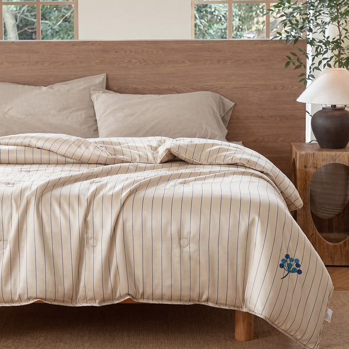 Wild Moon Cooling Soft Blanket‌