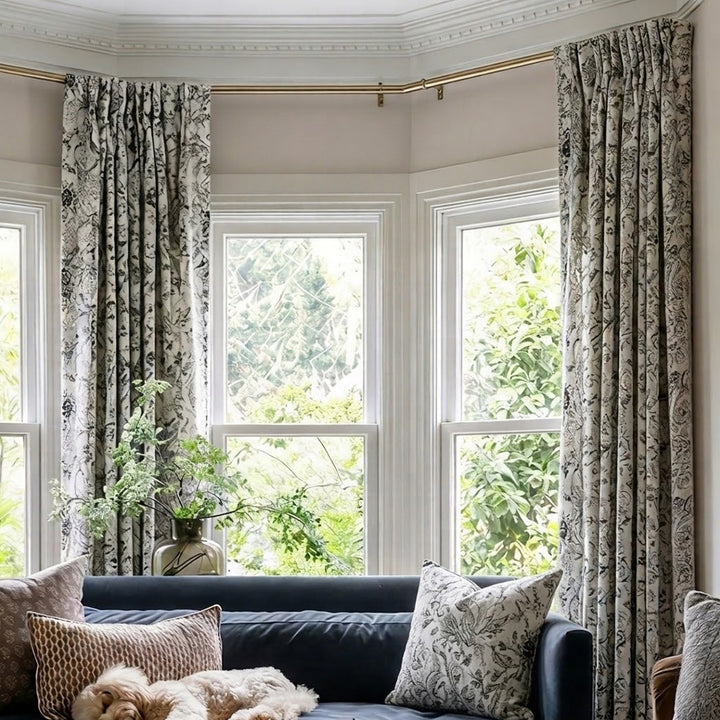 Vintage Floral Blackout Curtains – Black &amp; White Botanical Drapes for Cozy Corner Living Spaces (US, UK, EU)
