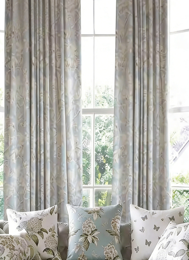 Light Blue Country Floral Drapery – Pleated Elegant Floral Curtains for Airy Living Rooms (USA, EU)