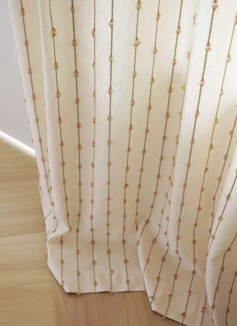 Striped Linen Drapes Fabric Close-up – Textured Vintage Vertical Curtains for Timeless Home Decor (North America, Europe)