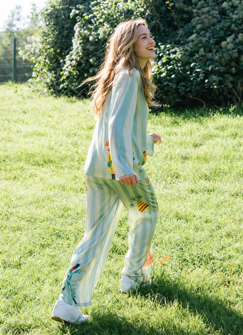 Dopamine Pajamas Set in 100% Mulberry Silk