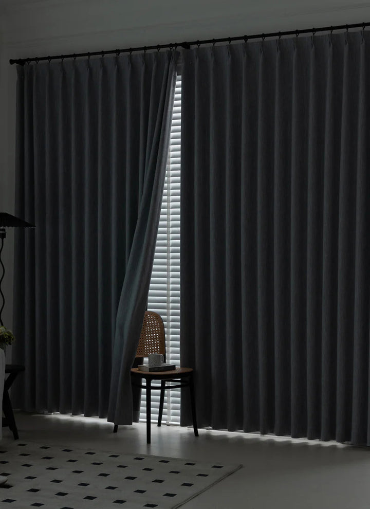 Textured Striped High-Precision Blackout Curtain